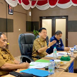 Bupati dan SKK Migas