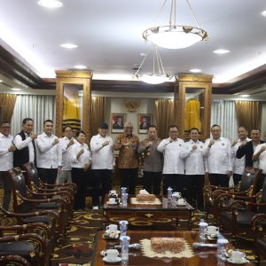 47094410-8b7d-4532-9b9c-308e73769fc4